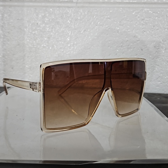 Oversized square sunglasses - Picture 4 of 5